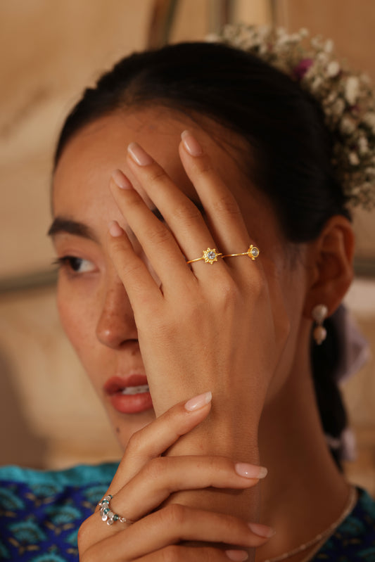 Asteria Ring in Topaz - Gold