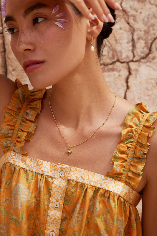 Collar de loto de oro - Calcedonia azul