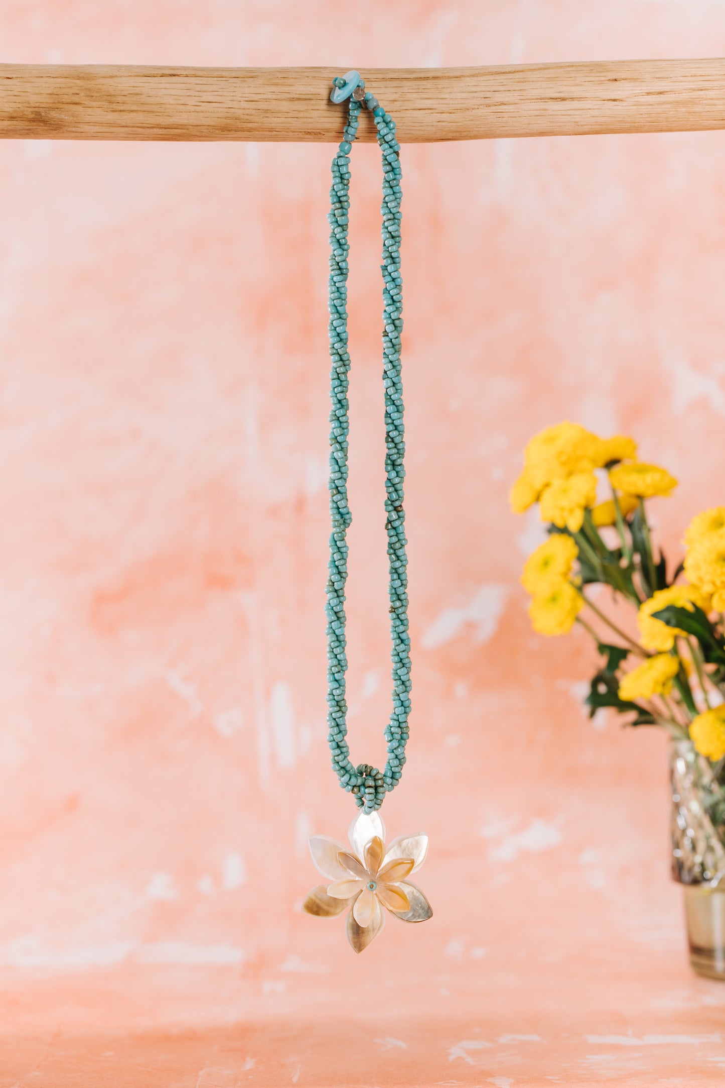 Bead Necklace with Shell Flower Pendant - Turquoise
