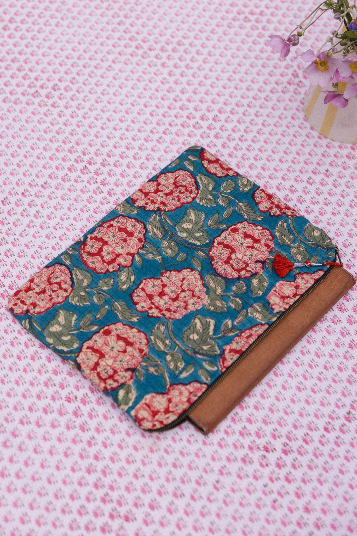 Funda para portátil/iPad - Floral verde azulado