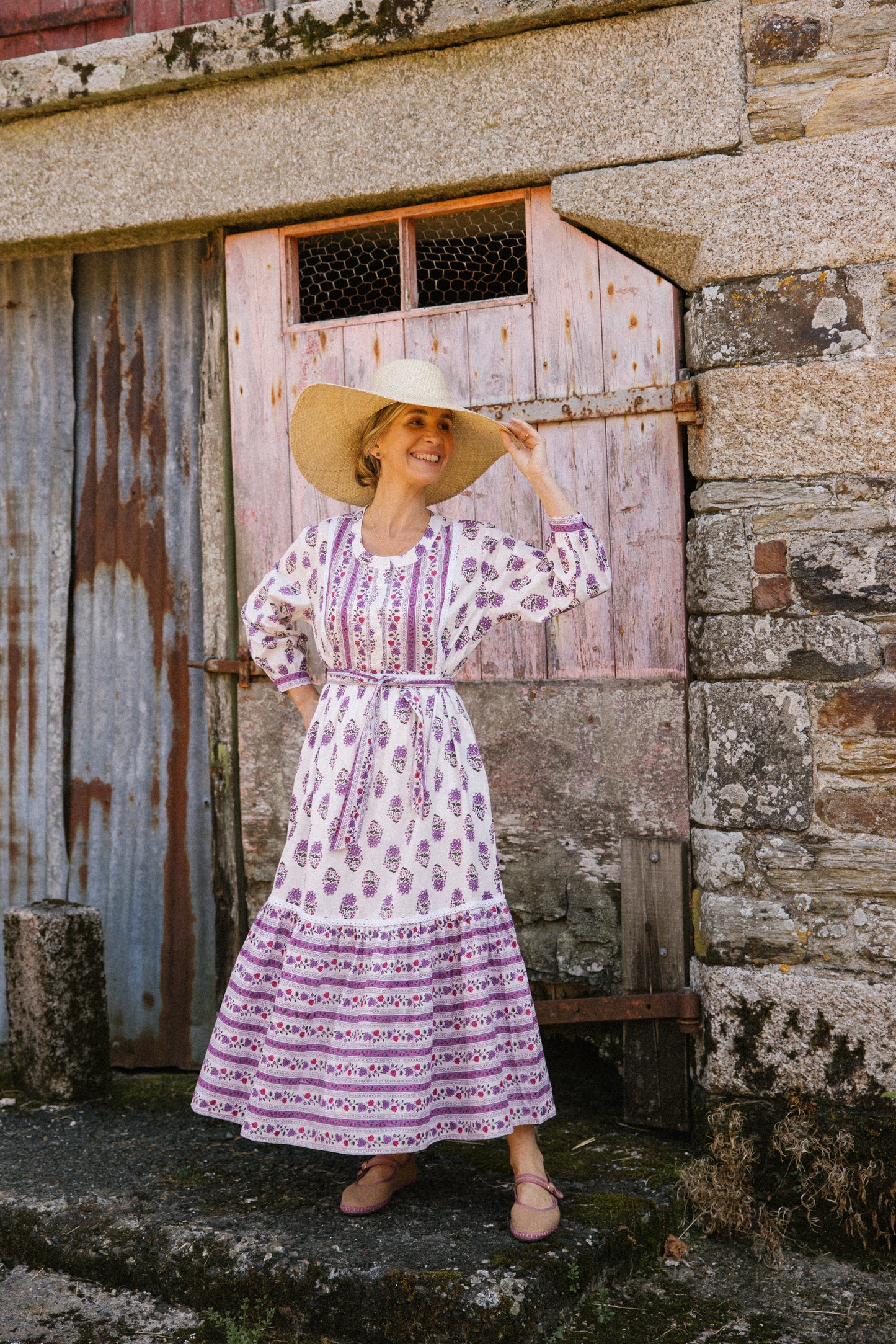 Roxanne -Lilac & White Dress