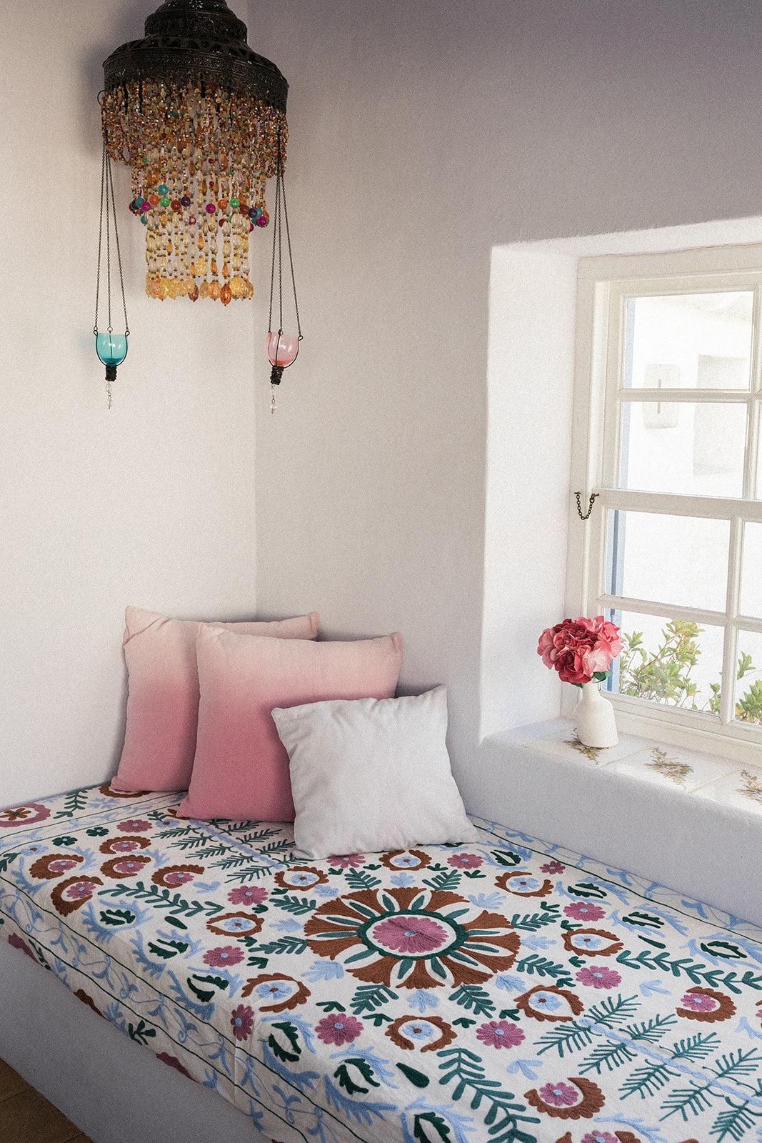 Suzani kingsize Throw-Mauve