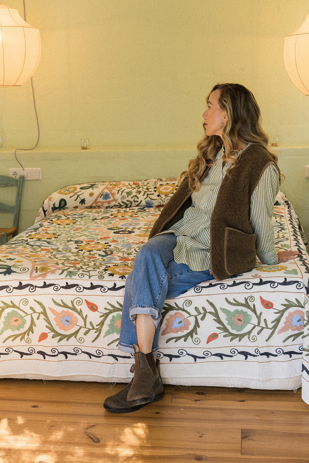 Suzani kingsize Throw-Earth