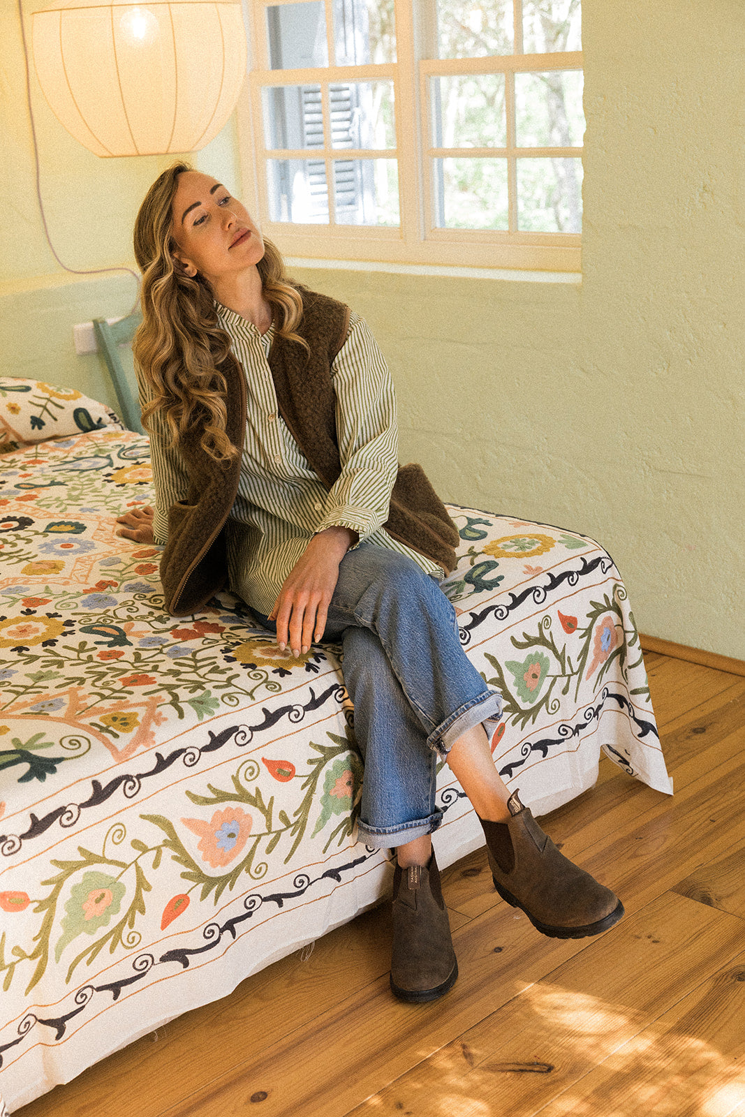Suzani kingsize Throw-Earth